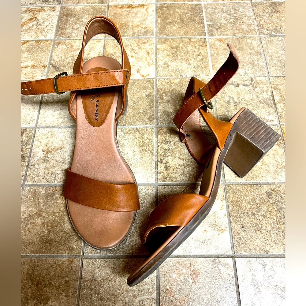 7 1/2 Rock & Candy by ZiGi strappy brown leather heels